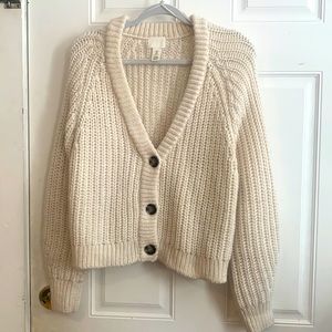 H&M cream cardigan M
